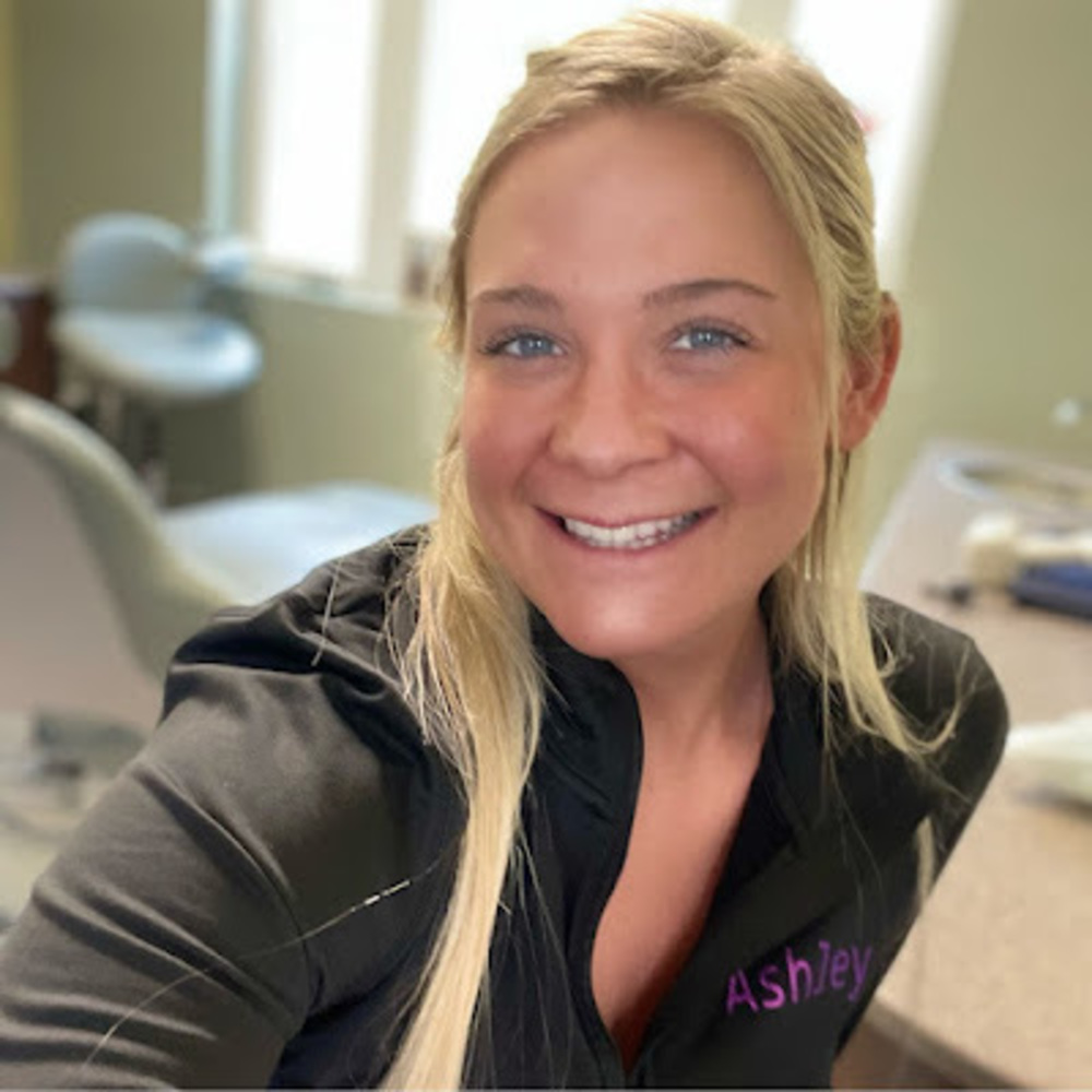 Meet your Posher, Ashley